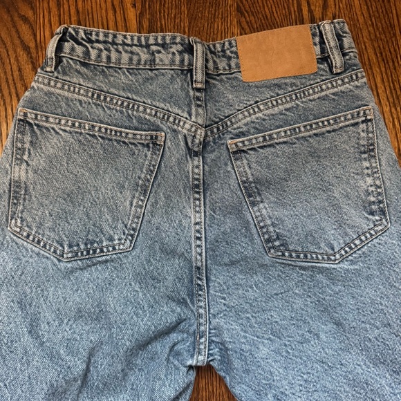 Zara Mom Jeans - Picture 4 of 7